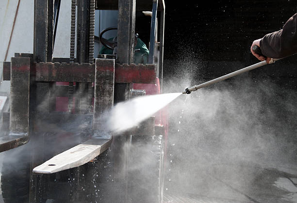 Why Choose Our Certified Pressure Washing Experts for Your Project Needs in Vancouver, WA?